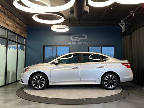 Used 2017 Nissan Sentra SR Turbo FWD image 6