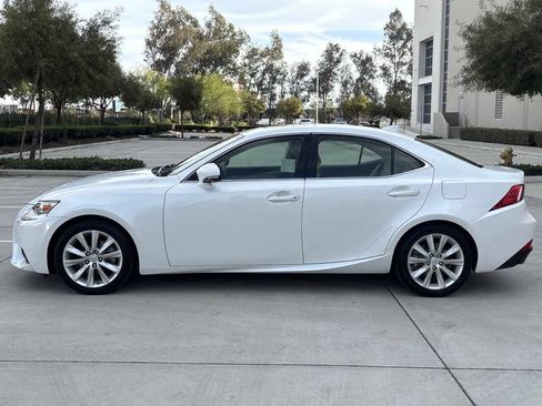 Used 2015 Lexus IS 250 RWD image 2
