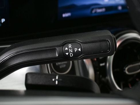 Certified 2026 Mercedes-Benz GLB 250 image 16