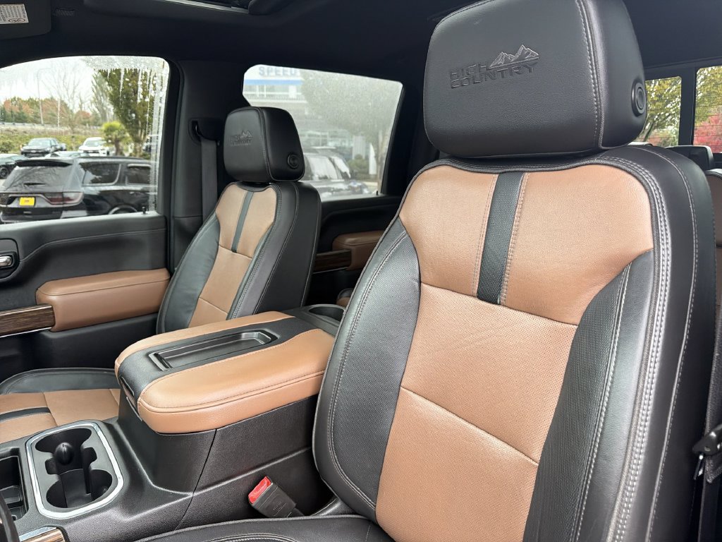 Certified 2022 Chevrolet Silverado 2500 High Country w/ Technology Package AWD/4WD image 21