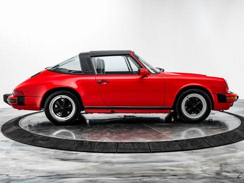 Used 1987 Porsche 911 Carrera image 24