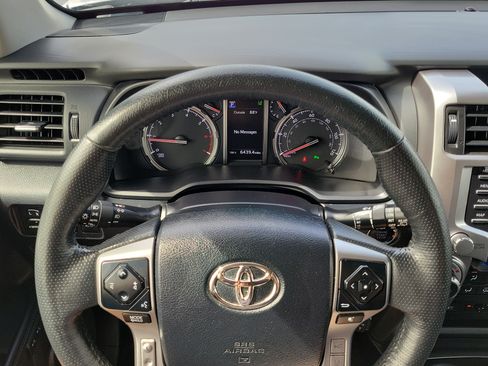 Used 2024 Toyota 4Runner Limited AWD/4WD image 21