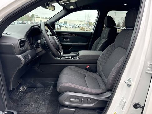 New 2026 Honda Pilot Sport image 11