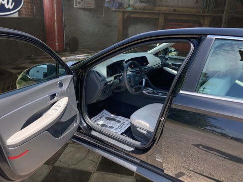 Used 2023 Hyundai Sonata SE FWD image 13