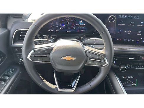 Used 2025 Chevrolet Tahoe Premier image 16