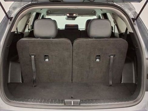 Used 2024 Kia Sorento S image 14