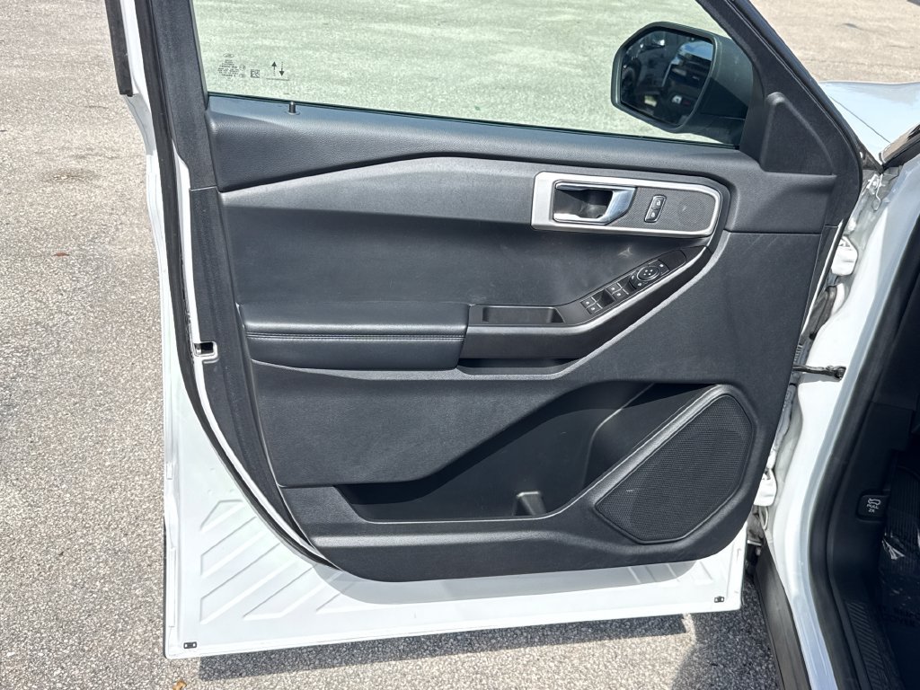 Used 2021 Ford Explorer 2WD image 13