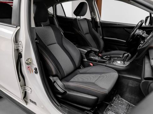 Used 2020 Subaru Crosstrek 2.0i Premium image 34