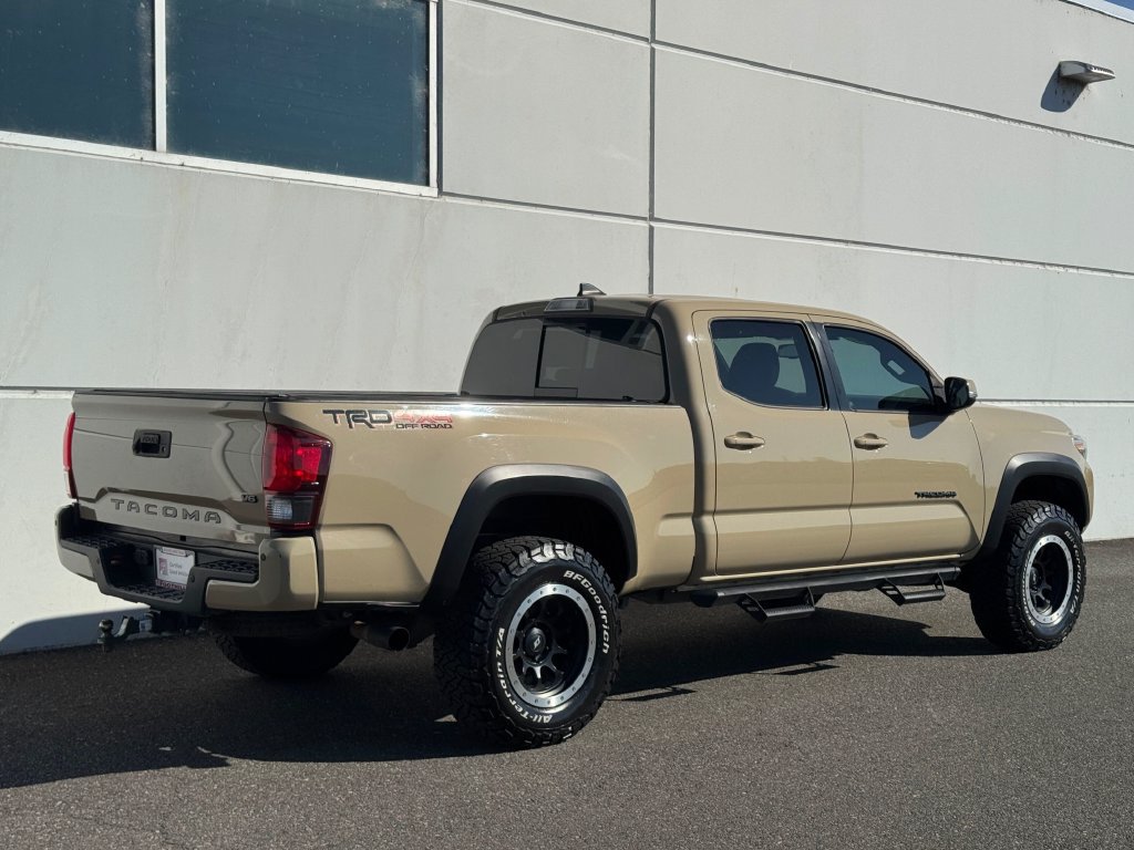 Certified 2018 Toyota Tacoma TRD Off-Road w/ Technology Package AWD/4WD image 7