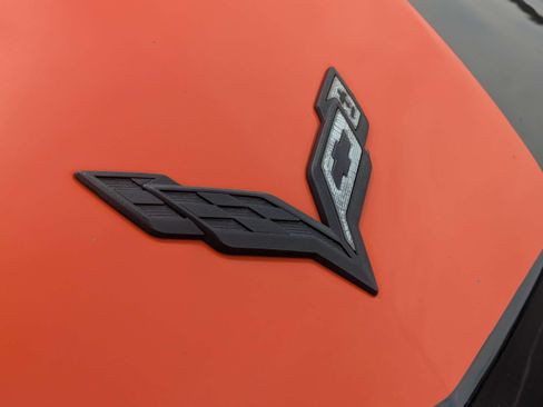 Used 2019 Chevrolet Corvette Stingray Coupe w/ 1LT RWD image 12