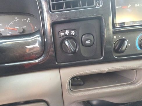 Used 2000 Ford Excursion XLT image 6