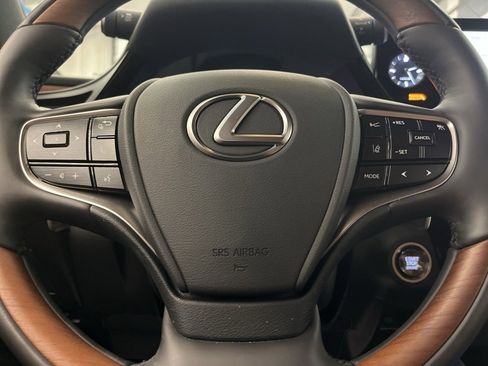 Used 2024 Lexus ES 350 Ultra Luxury w/ Accessory Package (Z2) image 15