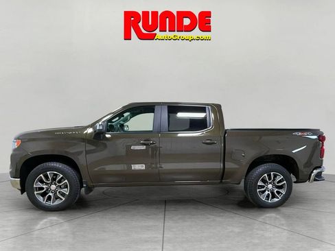 Used 2023 Chevrolet Silverado 1500 LT image 2