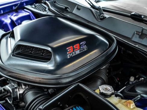 Used 2016 Dodge Challenger R/T Scat Pack RWD image 36