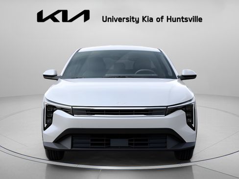 New 2026 Kia K4 FWD image 2
