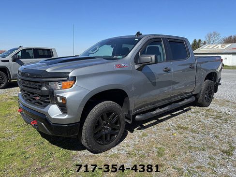 Used 2024 Chevrolet Silverado 1500 Custom Trail Boss image 1