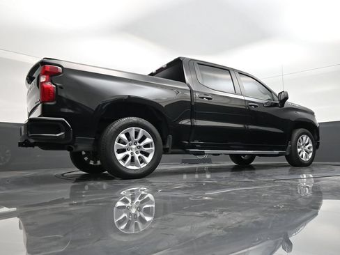 Used 2022 Chevrolet Silverado 1500 Custom RWD image 23