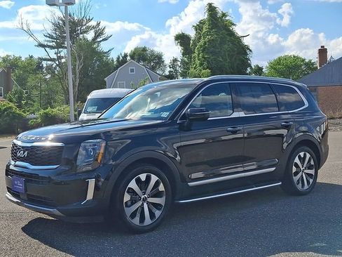 Used 2022 Kia Telluride S AWD/4WD image 3