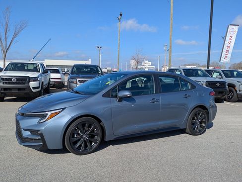 Used 2023 Toyota Corolla XSE image 8