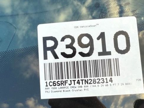 New 2026 RAM 1500 Laramie AWD/4WD image 26