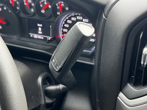 Used 2020 Chevrolet Silverado 1500 Custom w/ Custom 2.7L Value Package image 29