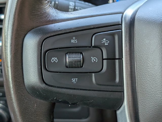 Used 2023 GMC Yukon XL SLT AWD/4WD image 25