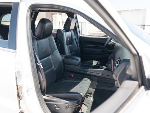 Used 2022 Dodge Durango R/T w/ Blacktop Package AWD/4WD image 17