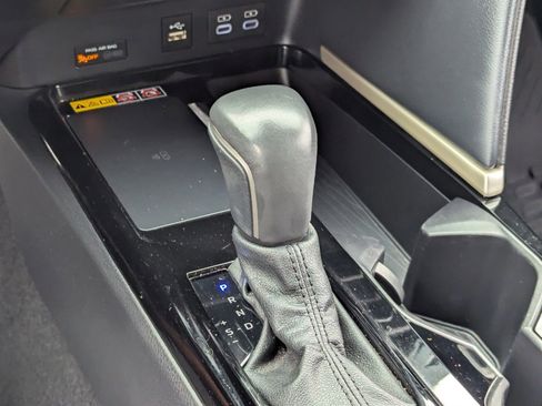 Used 2025 Toyota Camry XSE image 31