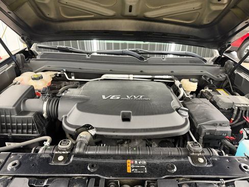 Used 2022 Chevrolet Colorado W/T w/ Custom Special Edition AWD/4WD image 27