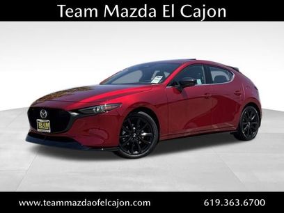 New 2025 MAZDA MAZDA3 Hatchback w/Premium Plus Pkg