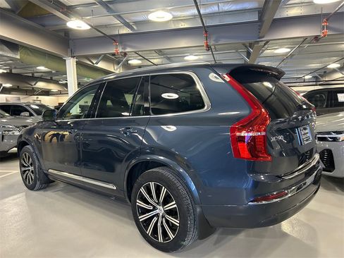 Certified 2023 Volvo XC90 B5 Plus w/ Protection Package Premier image 4