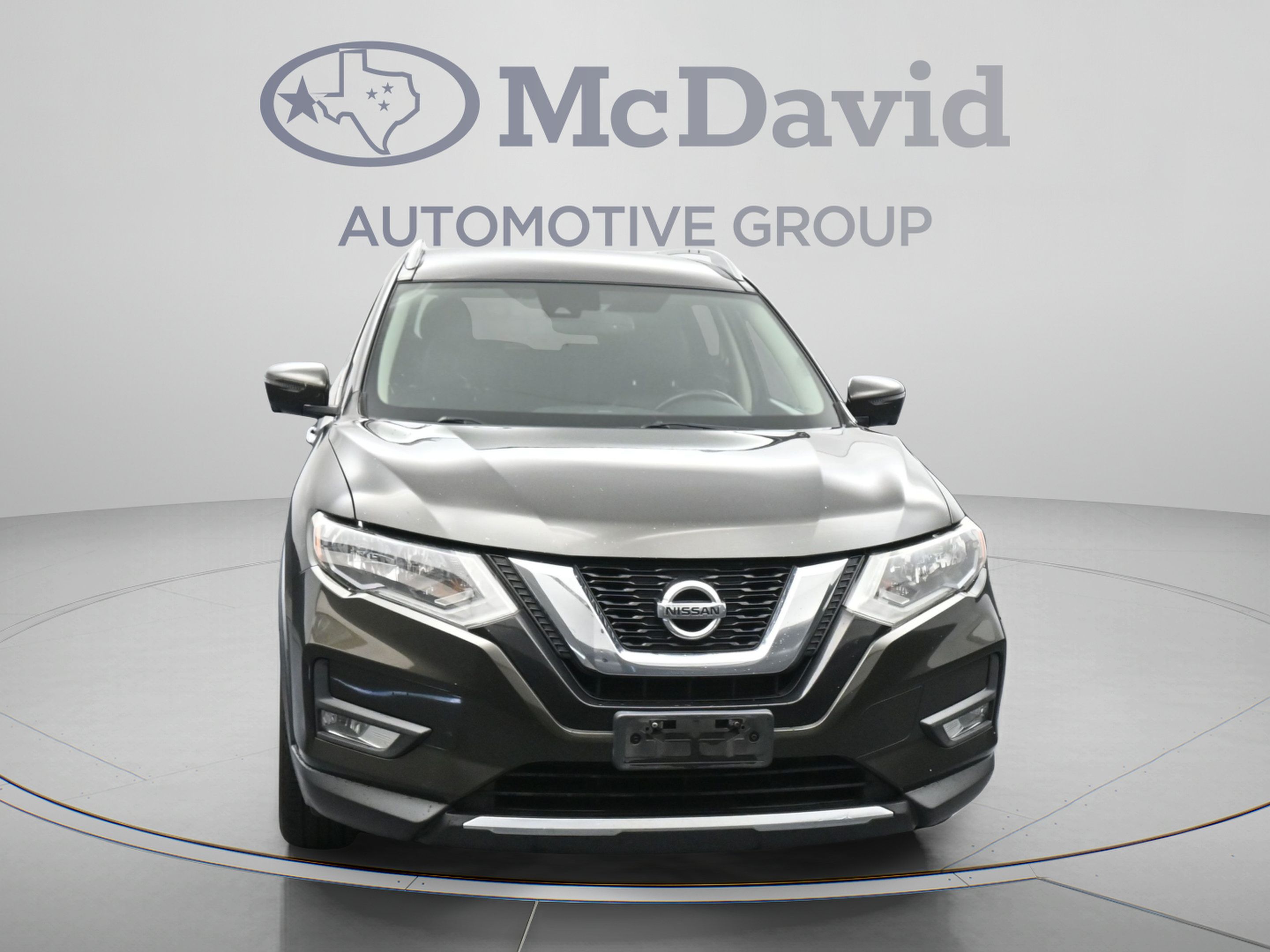 Used 2017 Nissan Rogue SL FWD image 2