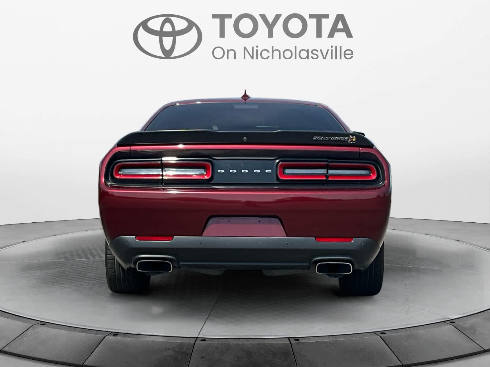 Used 2023 Dodge Challenger R/T Scat Pack RWD image 4
