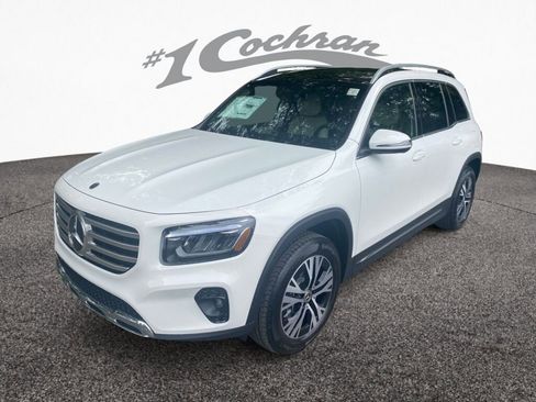 New 2026 Mercedes-Benz GLB 250 4MATIC image 3