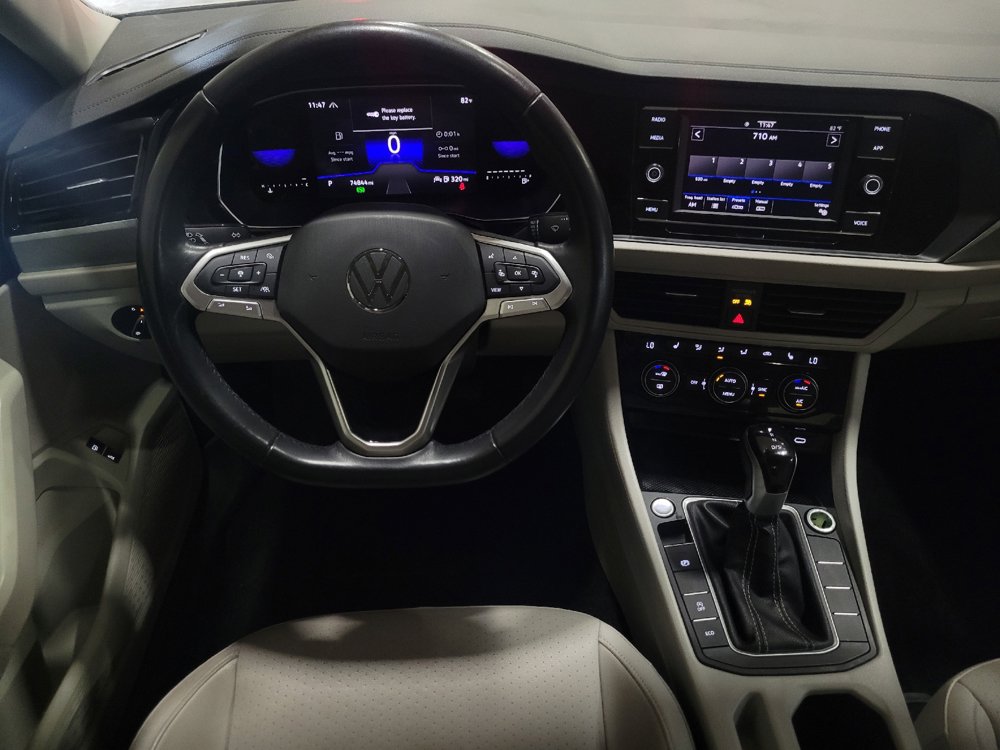 Used 2023 Volkswagen Jetta SE FWD image 22
