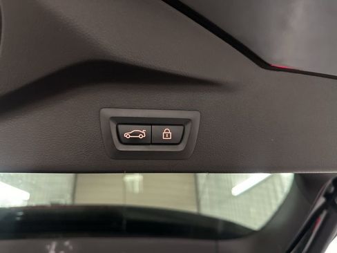 Used 2019 BMW X5 xDrive40i w/ Convenience Package image 42