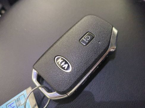 Used 2021 Kia Telluride EX w/ EX Premium Package FWD image 41