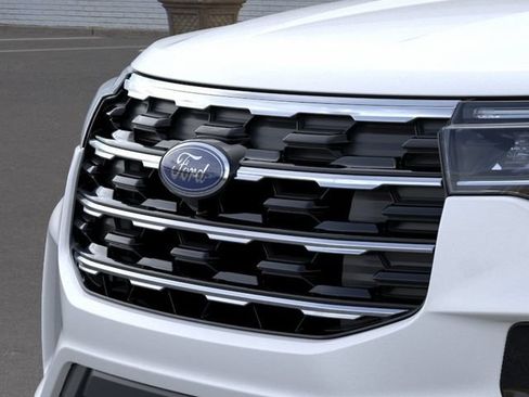 New 2026 Ford Explorer Active AWD/4WD image 17