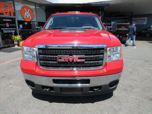 Used 2011 GMC Sierra 3500 W/T RWD image 25