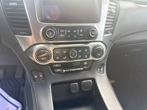 Used 2015 Chevrolet Suburban LT AWD/4WD image 16