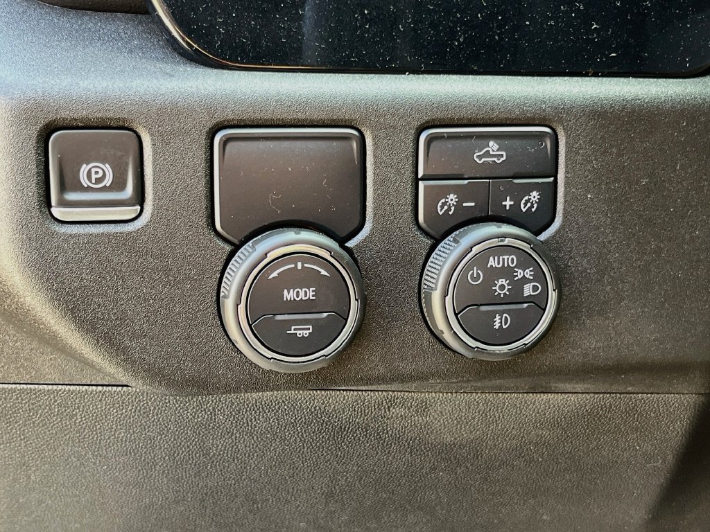 Used 2025 Chevrolet Silverado 1500 RST RWD image 10