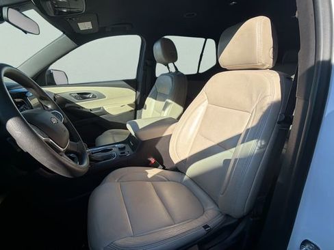 Certified 2022 Chevrolet Traverse LS image 15