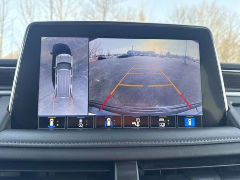 Used 2021 Chevrolet Tahoe LT w/ Luxury Package AWD/4WD image 28