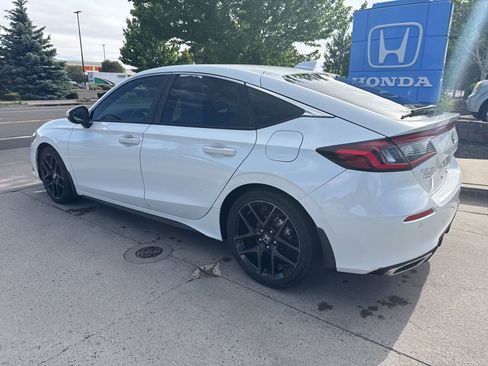 Used 2023 Honda Civic Sport Touring image 6