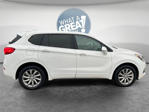 Used 2020 Buick Envision Essence image 2