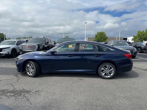 Used 2018 Honda Accord LX image 5