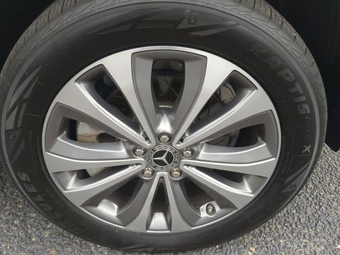 Used 2020 Mercedes-Benz GLE 350 image 19