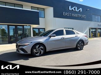 Used 2024 Hyundai Elantra SEL w/ Convenience Package FWD video 1