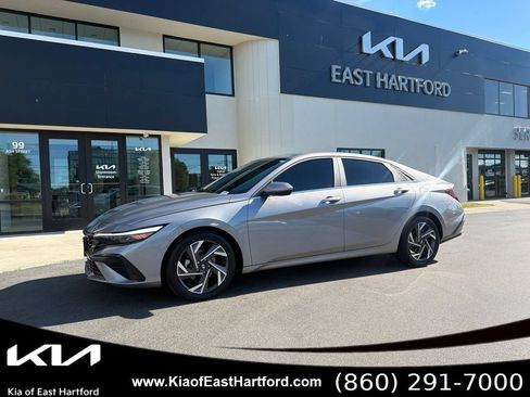 Used 2024 Hyundai Elantra SEL w/ Convenience Package FWD image 1