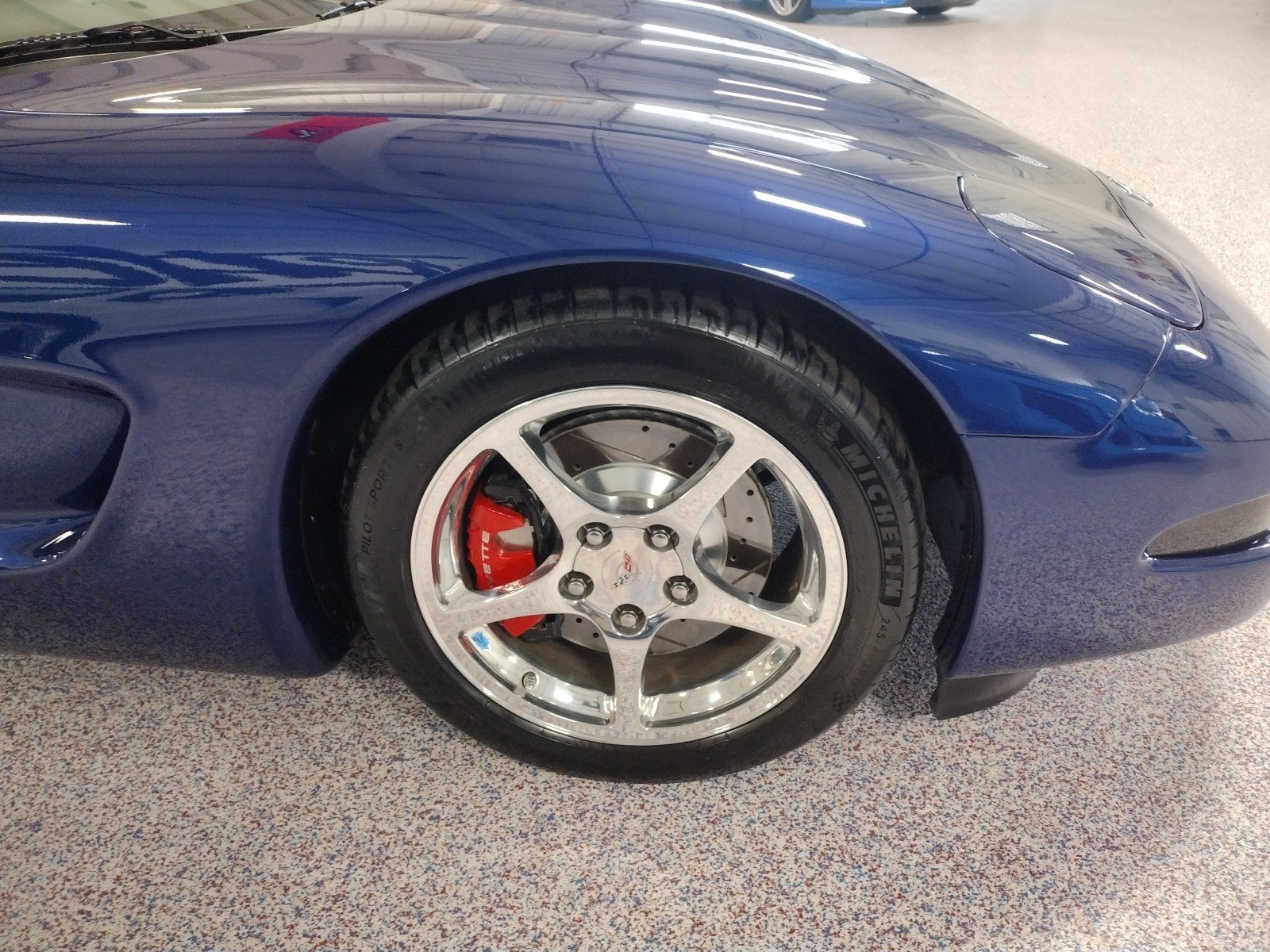 Used 2004 Chevrolet Corvette Convertible w/ Preferred Equipment Group RWD image 23